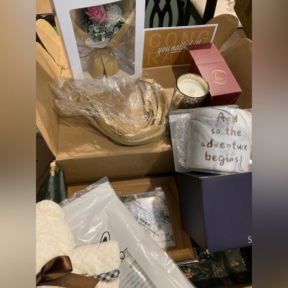 Ladies Coffee Mug Gift Set Candle Hair Towel Graduation Gift - Picture 2 of 9